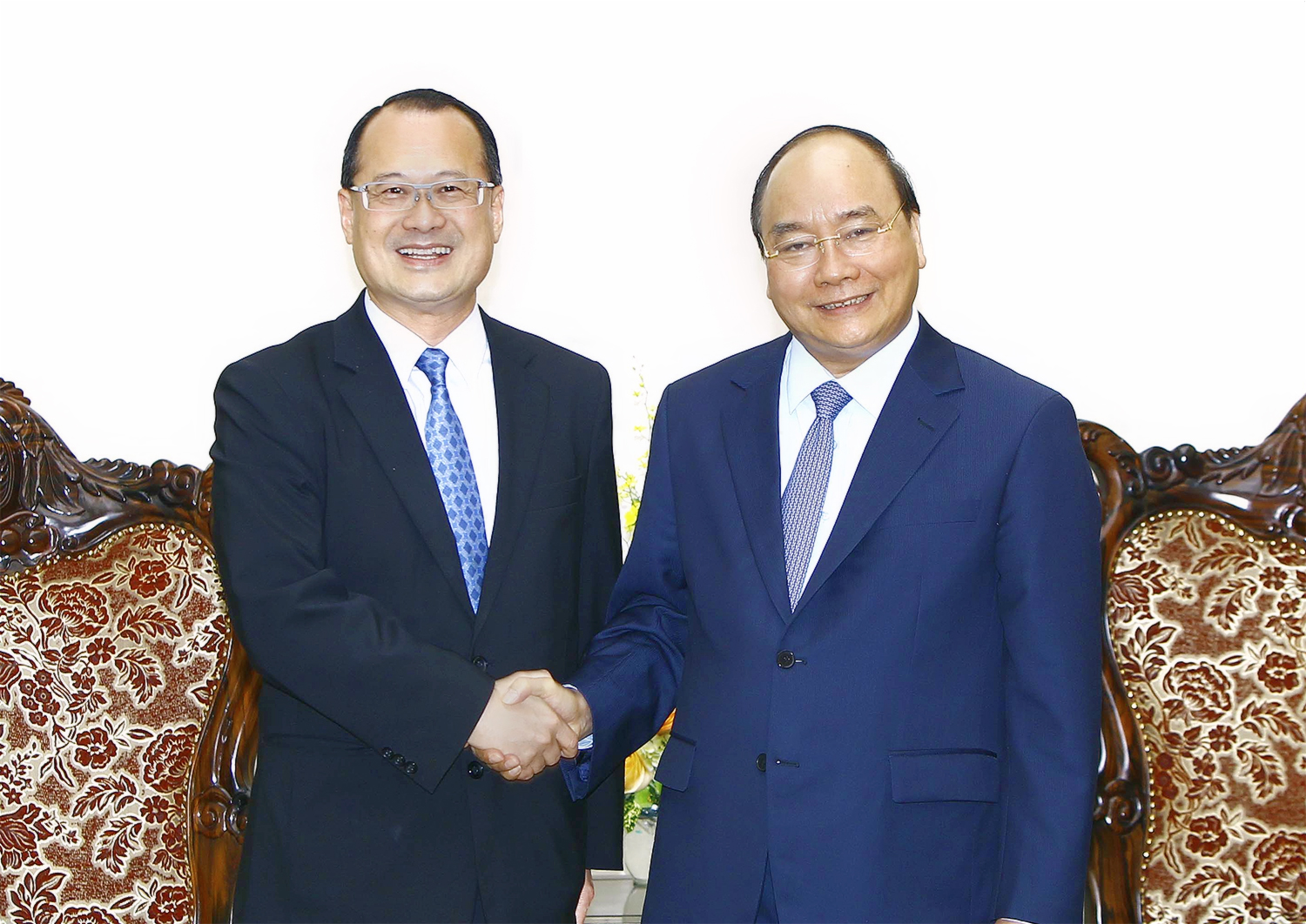 Vietnam Prime Minister met with Chairman of the Hong Kong - Vietnam ...