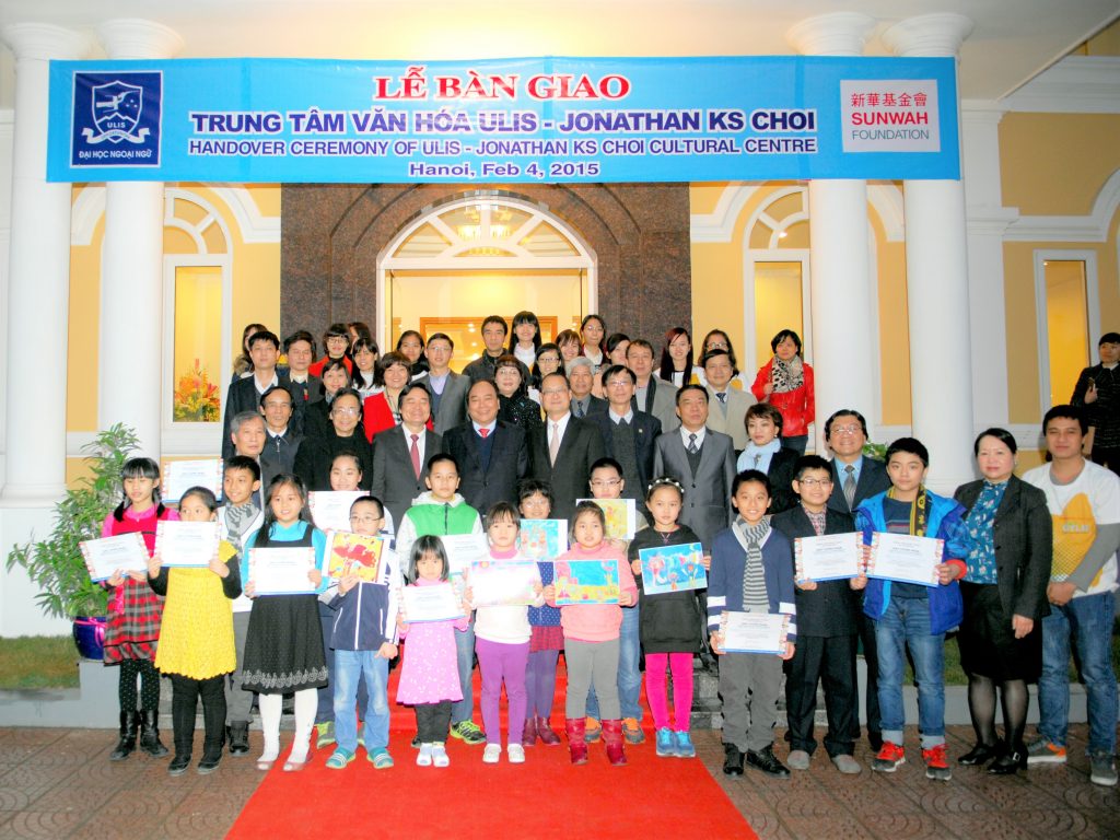 handover-ceremony-of-hanoi-cultural-centre