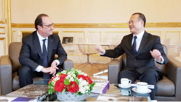 dr-choi-with-former-french-president-francois-hollande