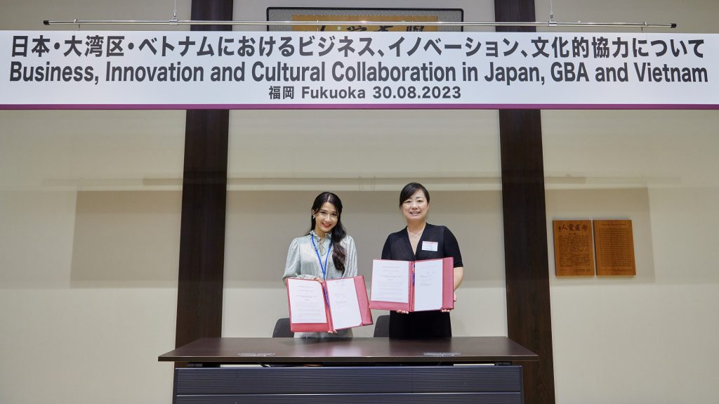 MOU signing on culture (resize)